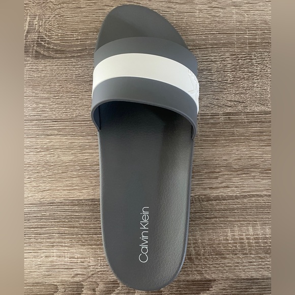 🏷️ Calvin Klein Men’s Anshu Slide Sandals–Light Grey–Size 12–Brand New in Box - Picture 5 of 10